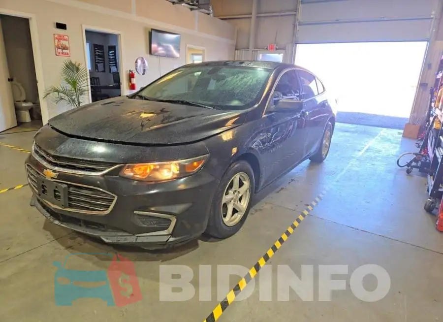 1G1ZB5ST8JF120318 Photo# 2