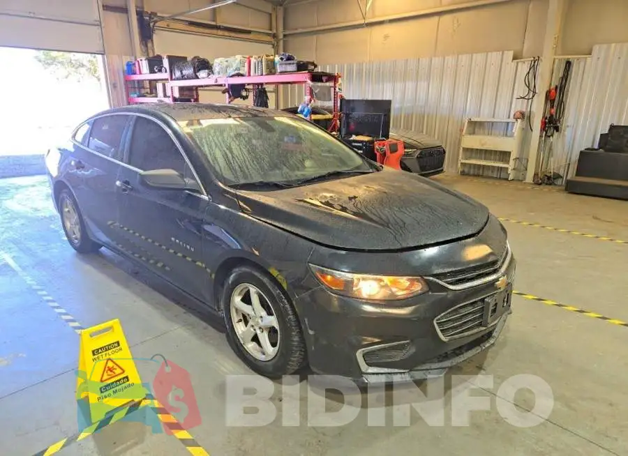 1G1ZB5ST8JF120318 Photo# 1