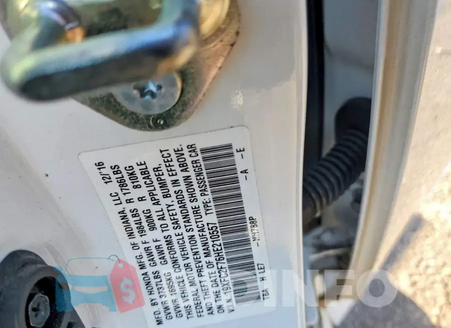 19XFC2F76HE210557 Photo# 10