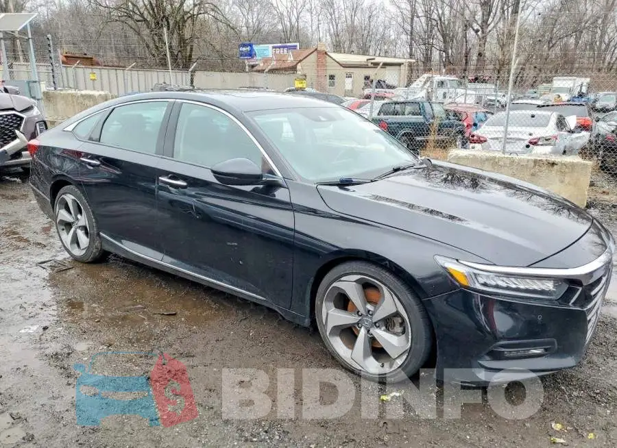 1HGCV1F99JA157971 Photo# 4