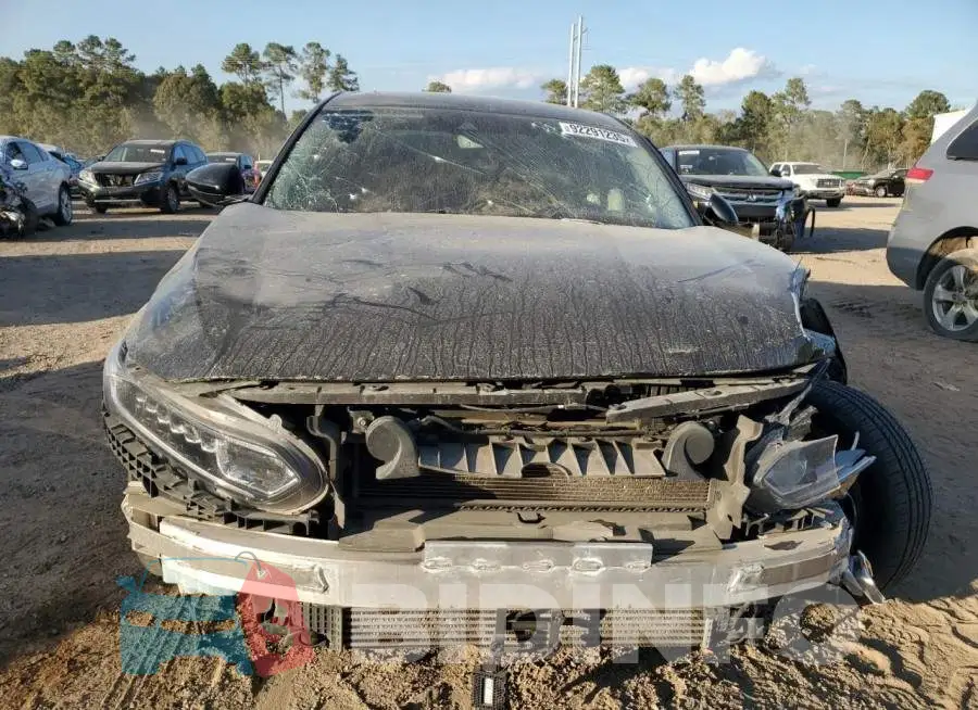1HGCV2F50JA035583 Photo# 5