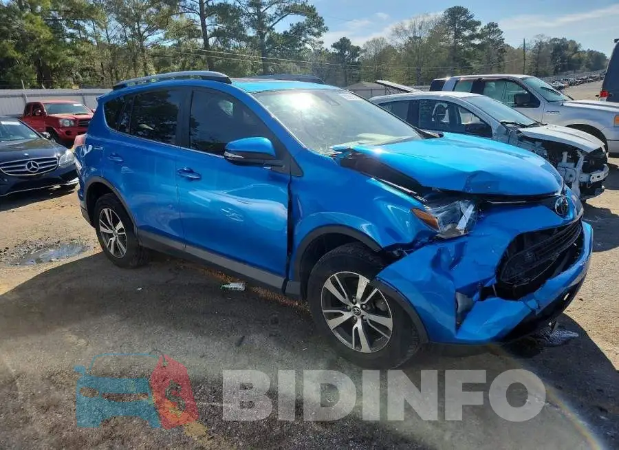 JTMWFREV1HD105345 Photo# 4