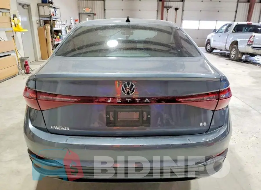3VW7X7BU0SM008180 Photo# 6