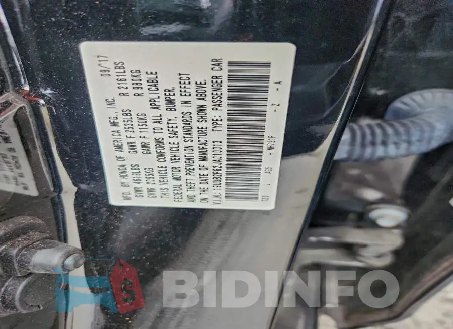 19UUB2F62JA010013 Photo# 12