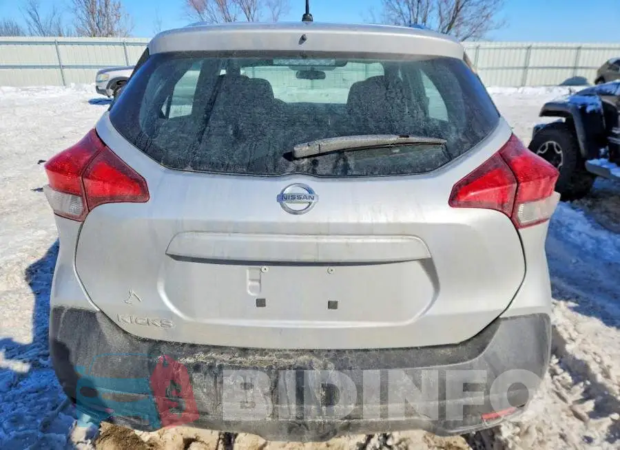 3N1CP5CU2JL508966 Photo# 6