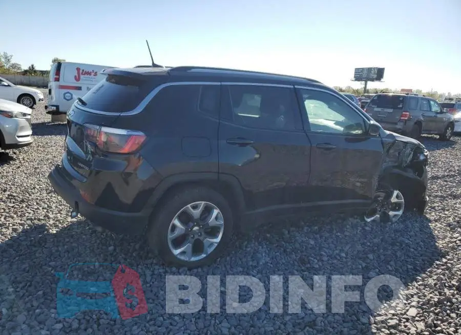 3C4NJDCB8LT100944 Photo# 3