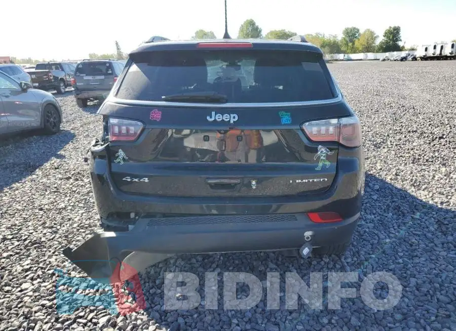 3C4NJDCB8LT100944 Photo# 6