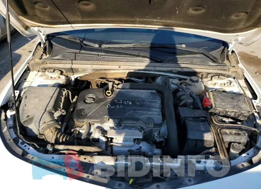 1G1ZB5ST4LF110856 Photo# 11
