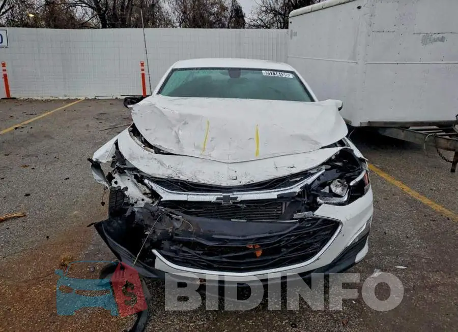1G1ZG5ST2LF018713 Photo# 5