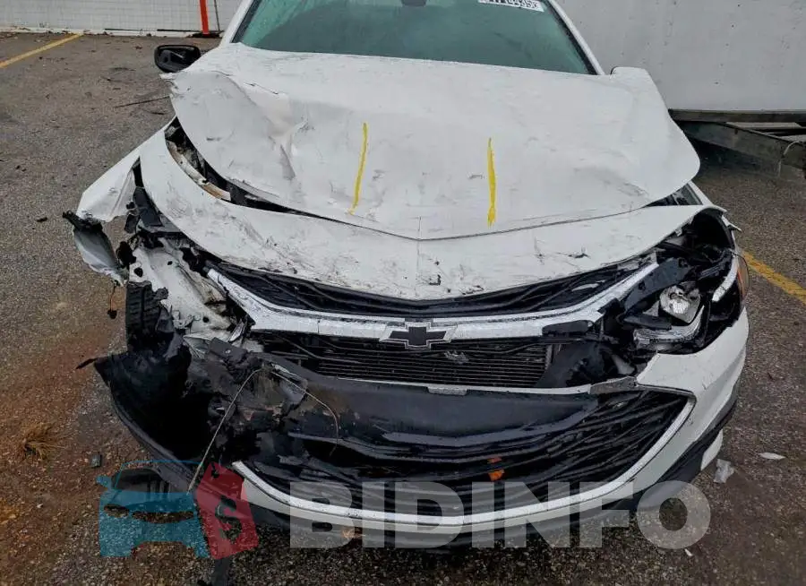 1G1ZG5ST2LF018713 Photo# 11