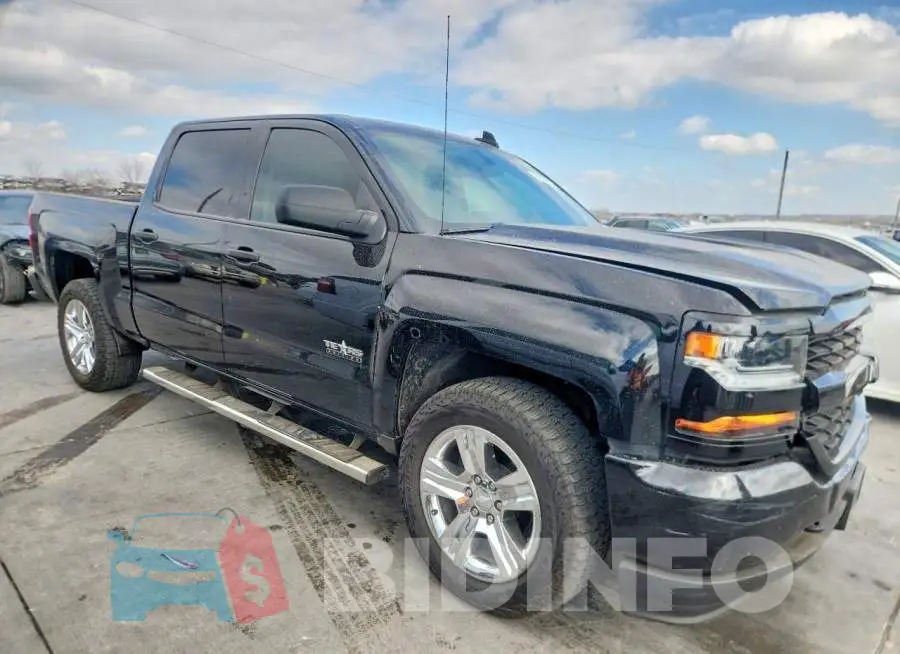 3GCPCPEC0JG496674 Photo# 4