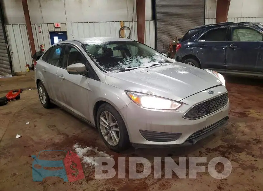 1FADP3F27JL277158 Photo# 4