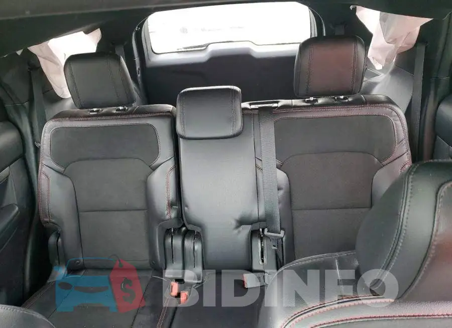 1FM5K8D84KGA74994 Photo# 10