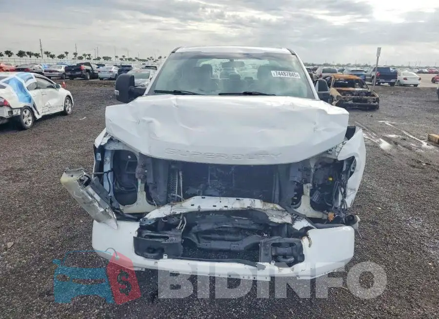 1FT7W2A60JEC73827 Photo# 5
