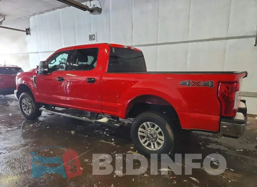 1FT7W2B61HEF18742 Photo# 2