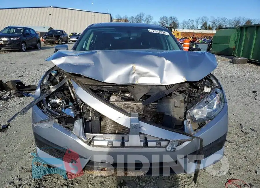 19XFC2F70HE001380 Photo# 5