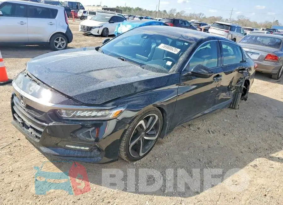 1HGCV2F32KA030787 Photo# 1
