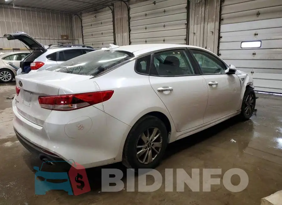 5XXGT4L38HG157174 Photo# 3