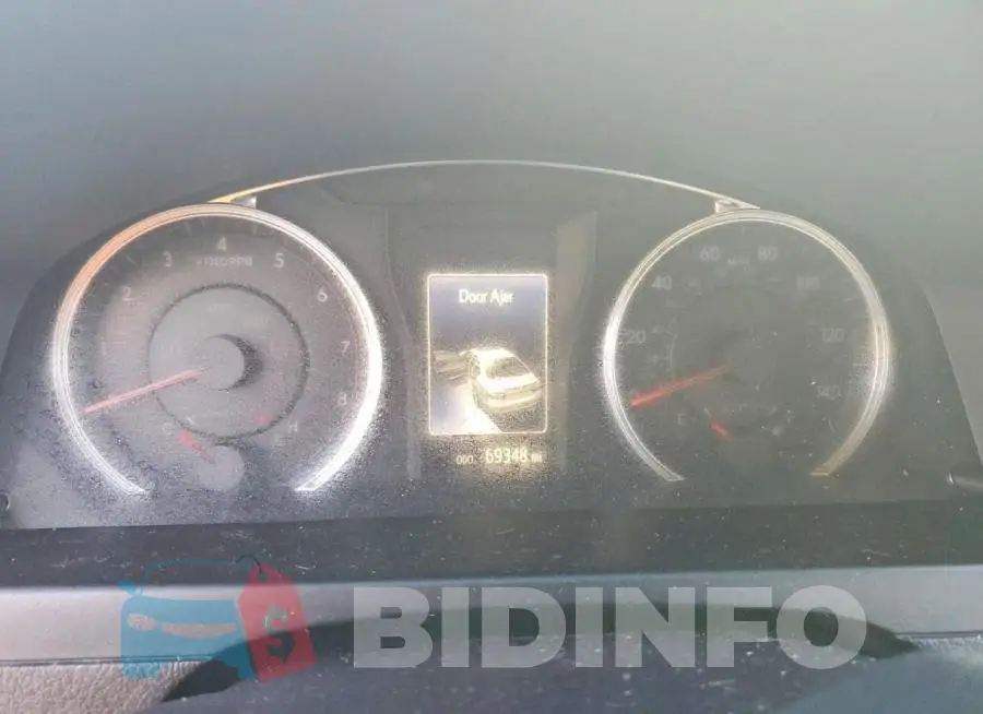 4T1BF1FK1HU709686 Photo# 9