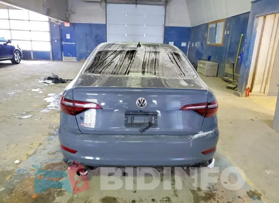 3VW5T7BU5MM023781 Photo# 6