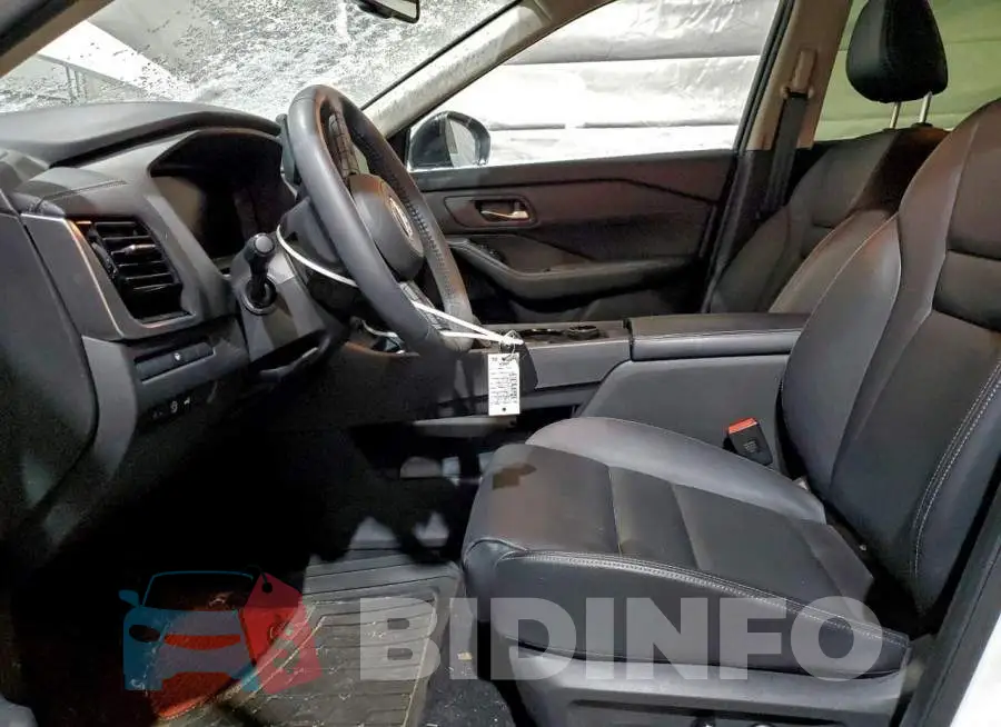 JN8BT3CB6RW179027 Photo# 7