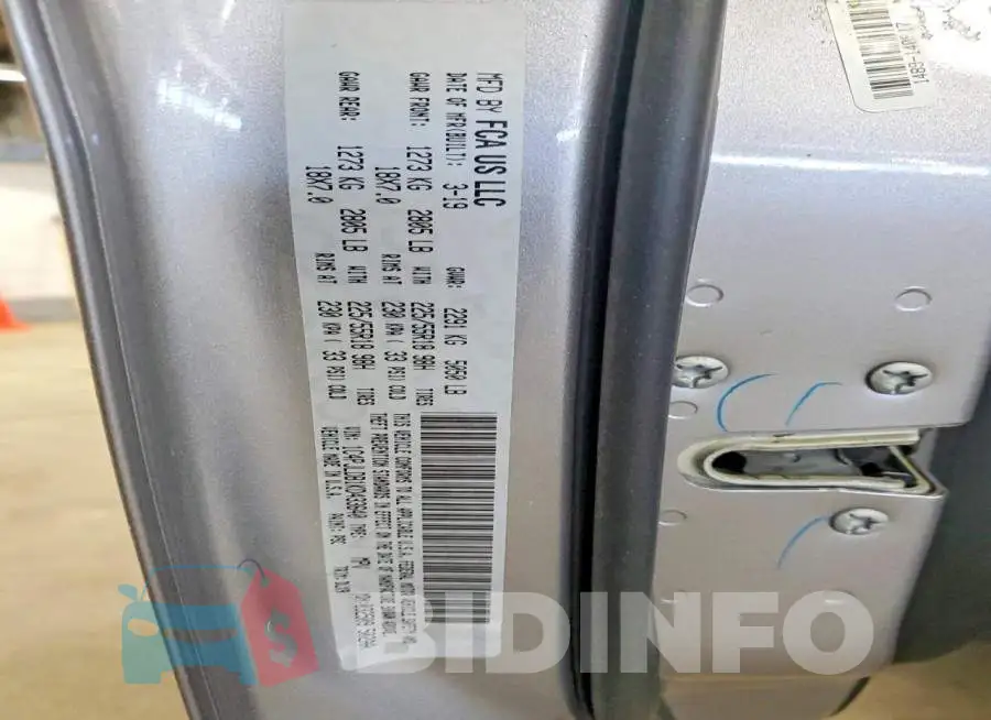 1C4PJLDB1KD433640 Photo# 13