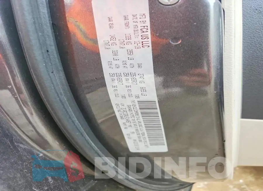 2C4RC1DGXLR144967 Photo# 14