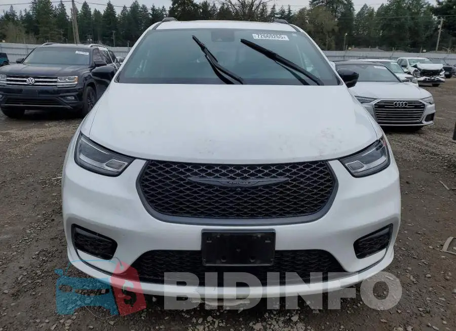 2C4RC1S73RR178020 Photo# 5
