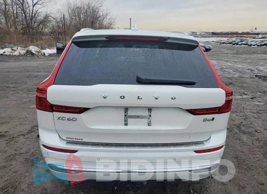YV4062RL3N1083736 Photo# 6