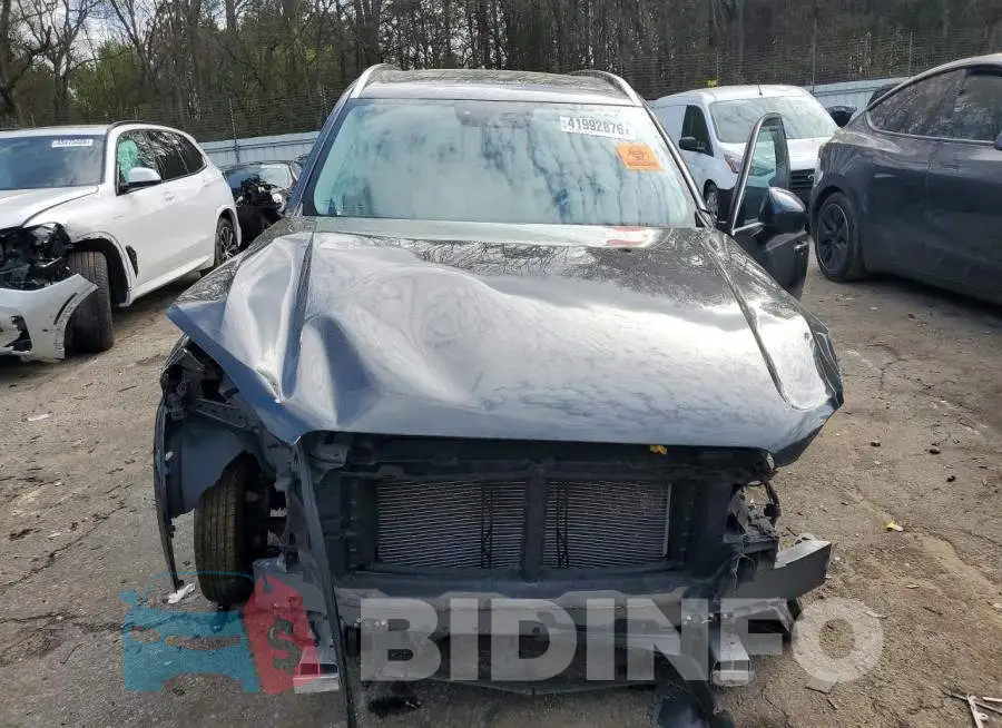 YV4102PK6M1752631 Photo# 5