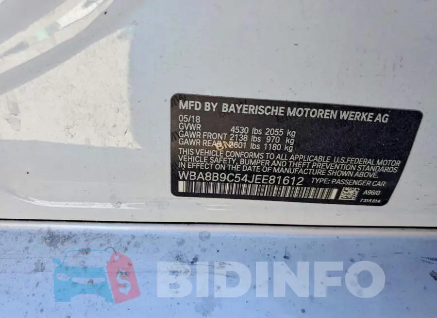WBA8B9C54JEE81612 Photo# 12