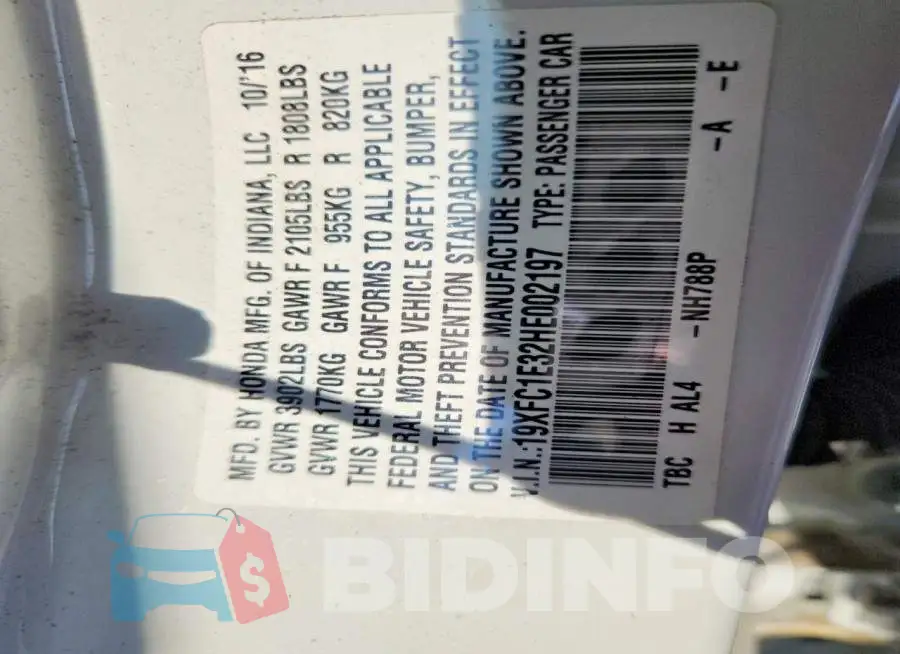 19XFC1E32HE002197 Photo# 12