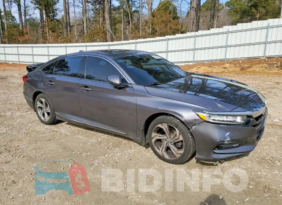 1HGCV1F53JA142749 Photo# 4