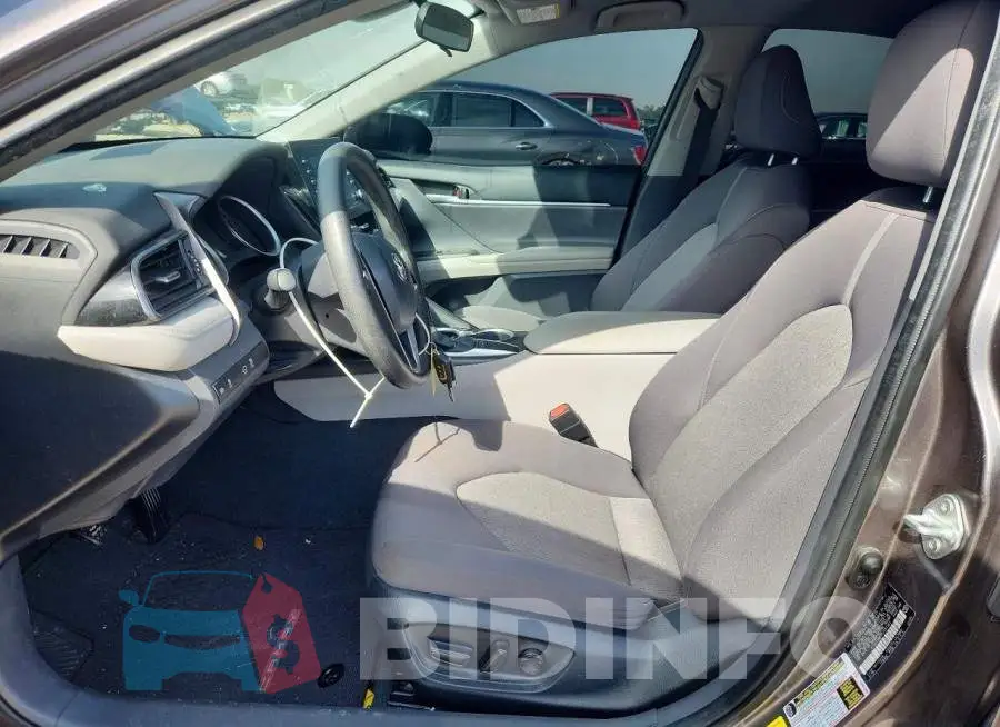 4T1C11AK1PU181303 Photo# 7