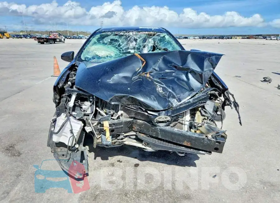 5YFBURHEXJP843387 Photo# 5