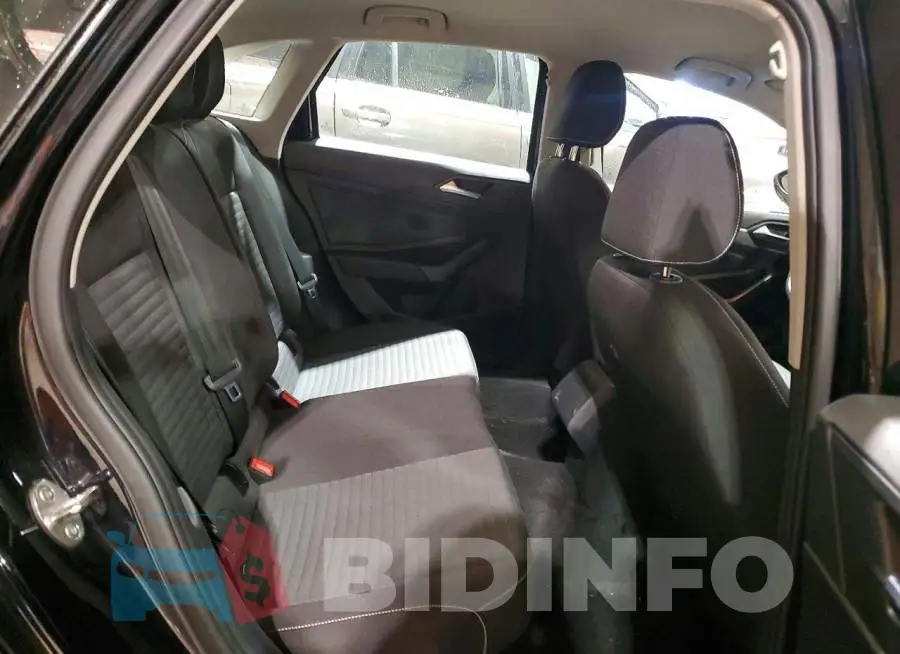 3VW5M7BU0RM074481 Photo# 9