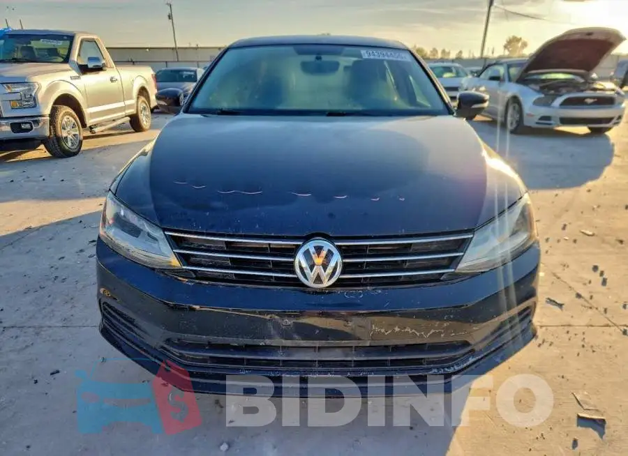 3VWDB7AJ5HM246429 Photo# 5