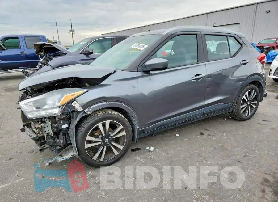 3N1CP5CV3LL559128 Photo# 1