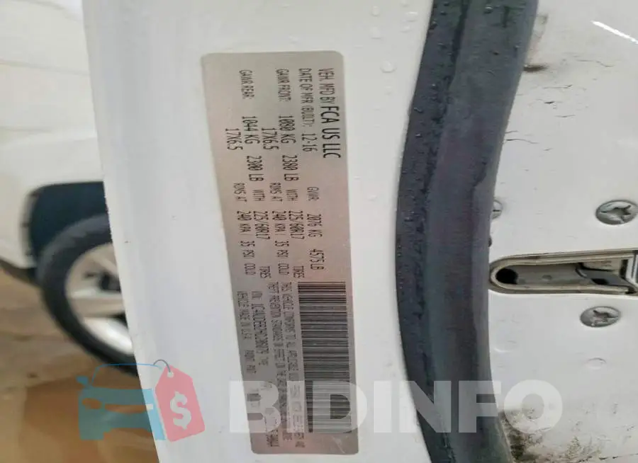 1C4NJDEB2HD208079 Photo# 13