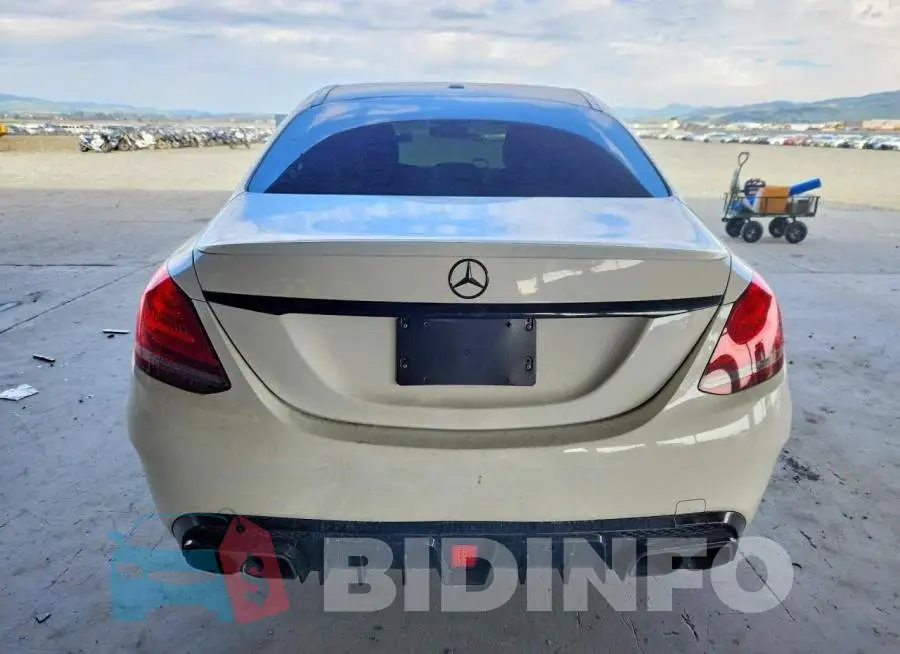 55SWF8DB1KU287662 Photo# 6
