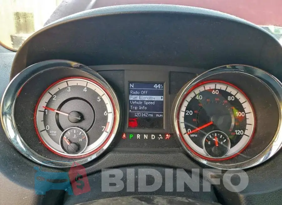 2C4RDGEG5KR769886 Photo# 9
