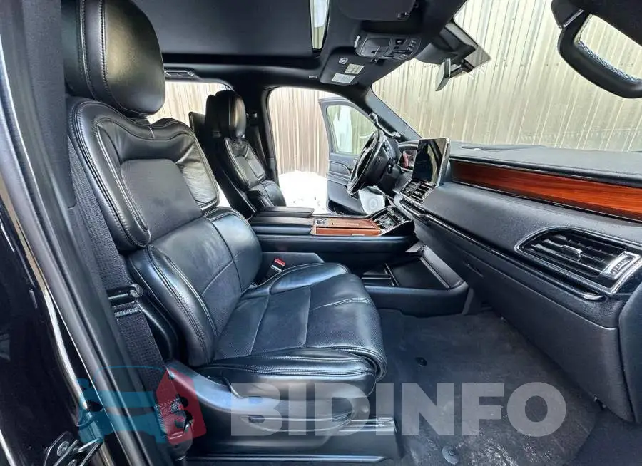 5LMJJ3LT7KEL21377 Photo# 11