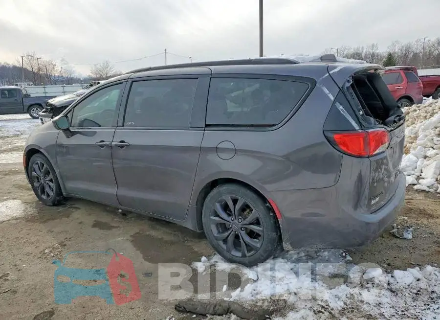2C4RC1EG2JR168210 Photo# 2