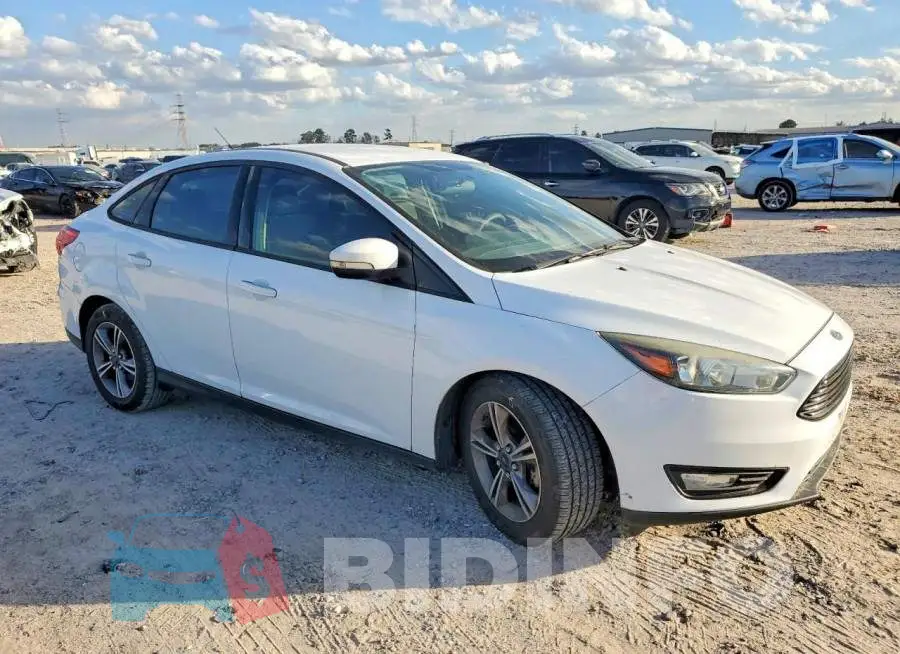 1FADP3FE7HL276502 Photo# 4
