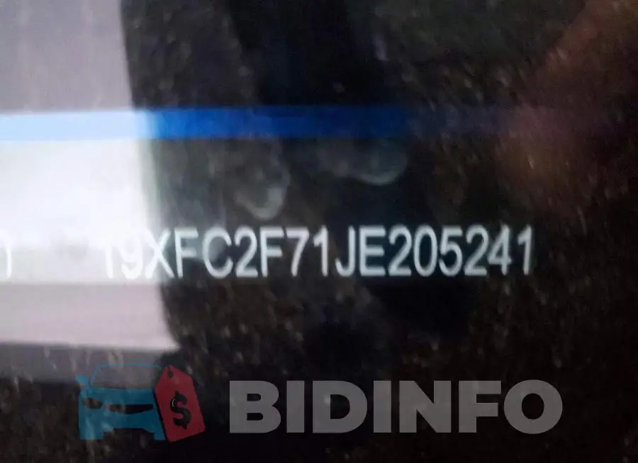 19XFC2F71JE205241 Photo# 12