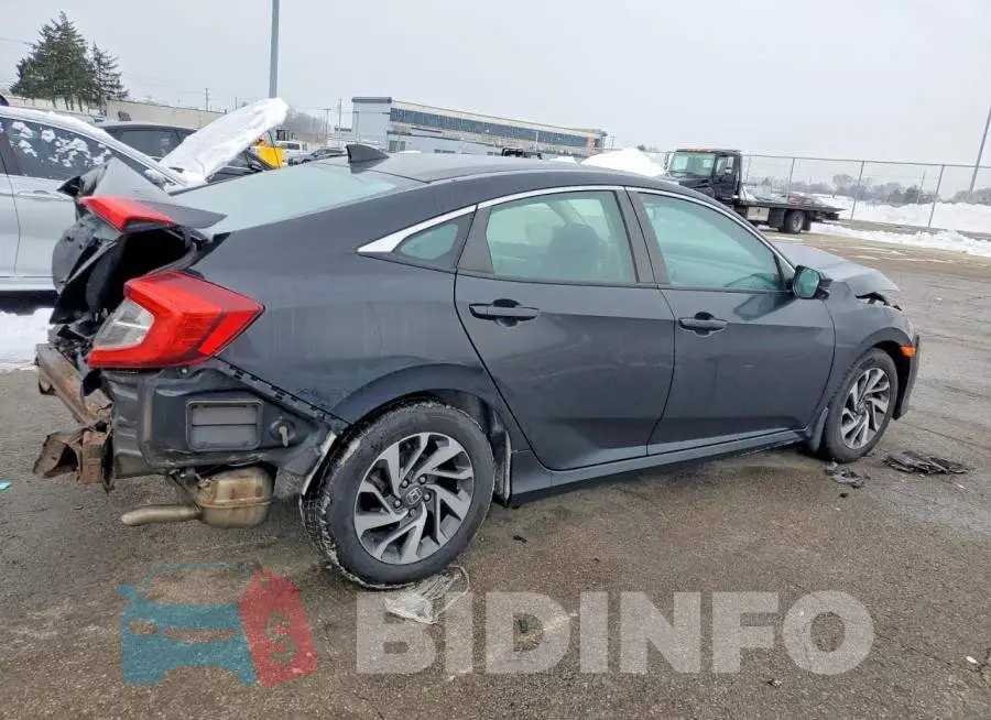 19XFC2F73HE068491 Photo# 3