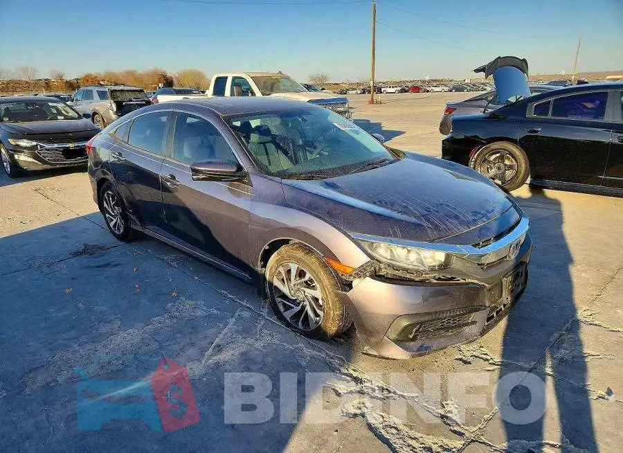 19XFC2F79HE038931 Photo# 4
