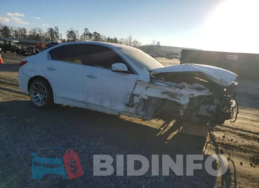 JN1EV7AP4HM738869 Photo# 4