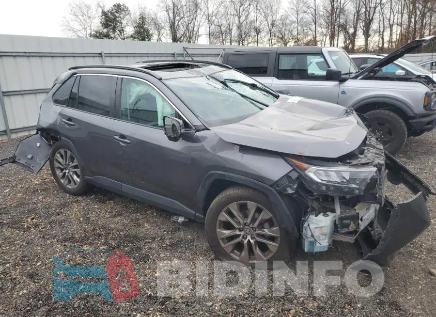 2T3A1RFV6MC205138 Photo# 4