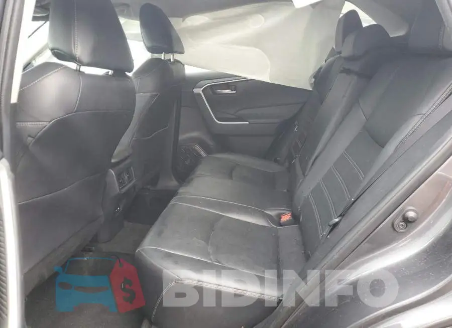 2T3A1RFV6MC205138 Photo# 11